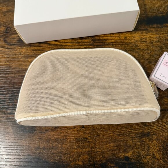 DIOR Mother's Day 2025 Embroidered Mesh Makeup Bag/Pouch – Special Edition – New - Picture 3 of 4